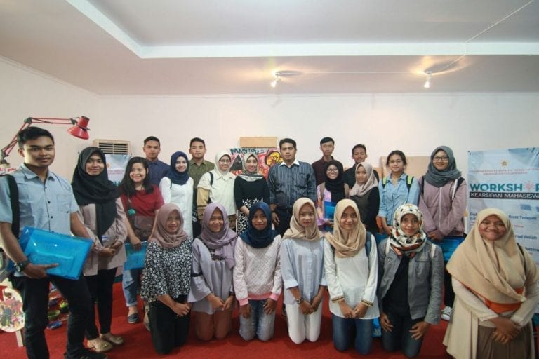 Tingkatkan Semangat Berwirausaha, Prodi Kearsipan Adakan Workshop Kewirausahaan Mahasiswa