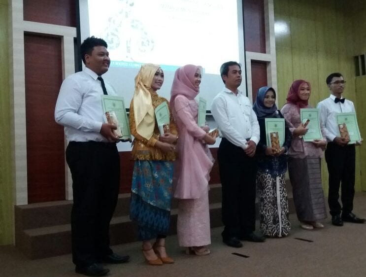 DBSMB Meluluskan 22 Wisudawan/wati Periode ke-III TA 2017/2018