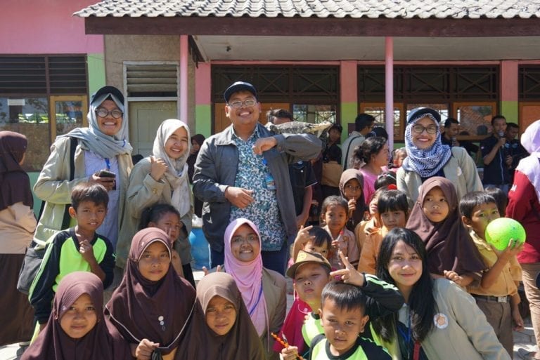 Didampingi Dosen DBSMB, Tim KKN-PPM UGM Kenalkan Reptil sebagai Wahana Edukasi