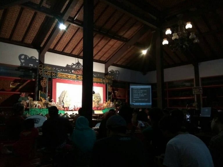 Partisipasi Prodi Bahasa Inggris DBSMB dalam Penutupan Pagelaran Wayang Kancil “Tribute to Ki Ledjar Subroto” oleh Balai Budaya Minomartani