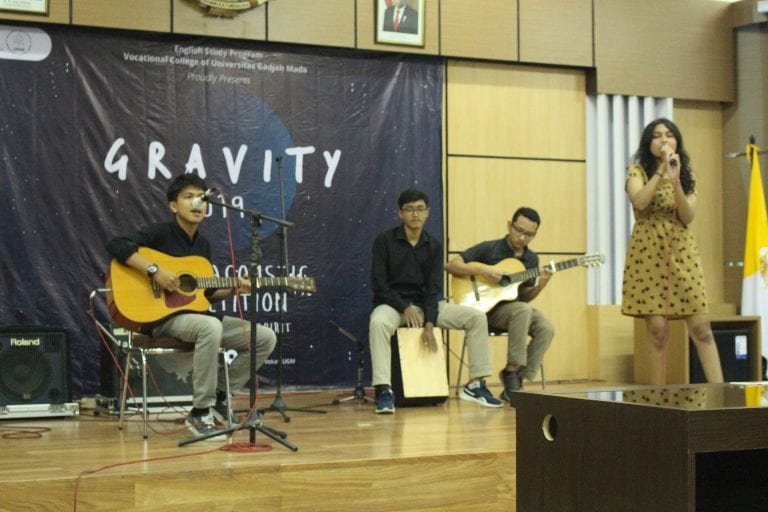 Prodi Bahasa Inggris dan Kepariwisataan adakan Pameran Young Creativepreneur Expo 2019