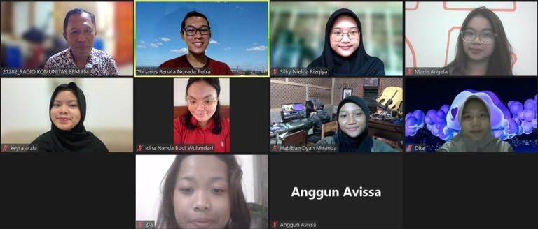 Gelar Script Workshop Siaran Radio, Mahasiswa SV UGM Implementasi Sinergi Edukasi Berkomunitas