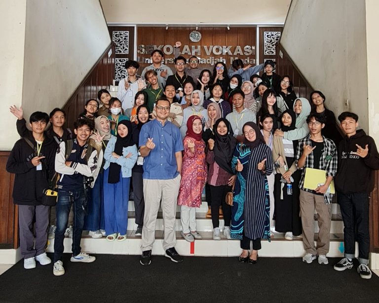 Prodi Sarjana Terapan Bisnis Perjalanan Wisata meraih Medali di Kompetisi Pariwisata Indonesia (KPI) 2024
