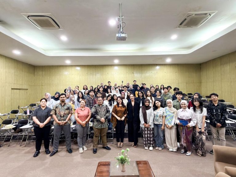 DBSMB Perkuat Kesiapan Karir Mahasiswa Lewat Sharing Session Alumni