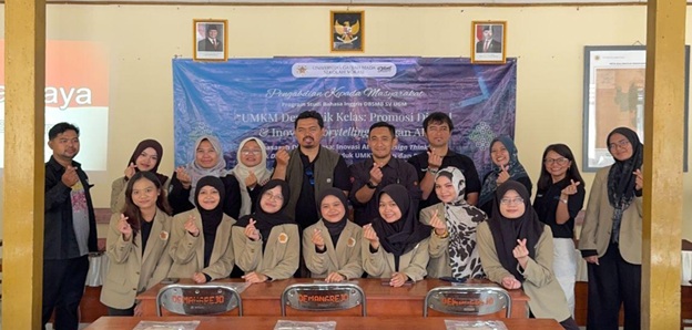 Tim Pengabdian DBSMB SV UGM Gelar Pelatihan Promosi Digital dan Storytelling AI di Demangrejo